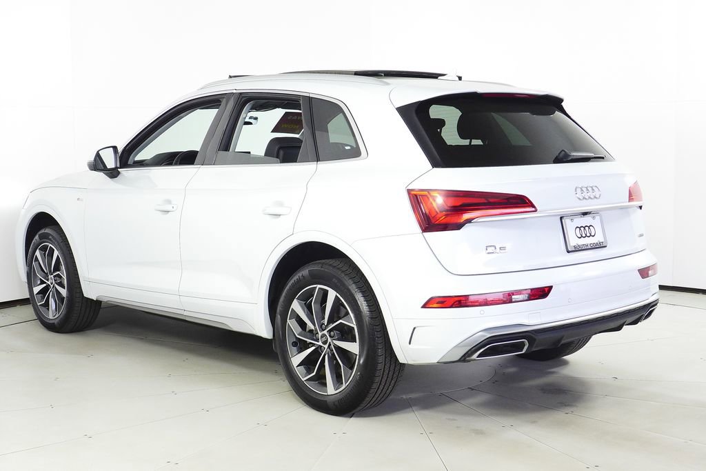 Used 2023 Audi Q5 2.0T Premium w/ Convenience Package image 9