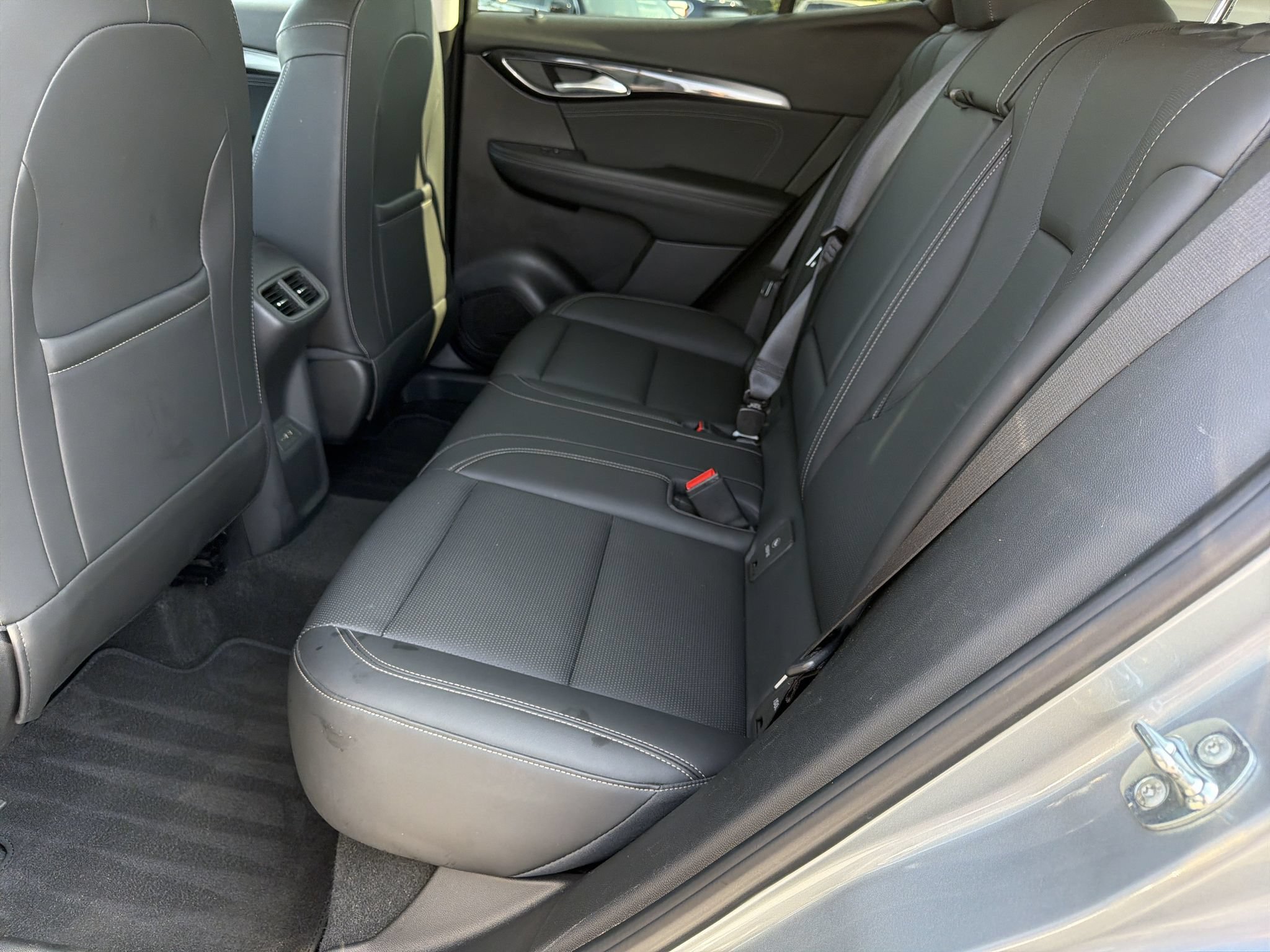 Used 2024 Buick Envision Preferred AWD/4WD image 16