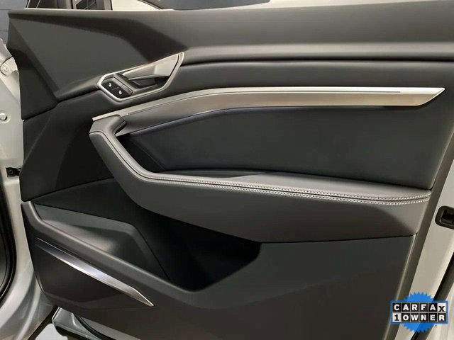 Used 2023 Audi e-tron Premium Plus image 80