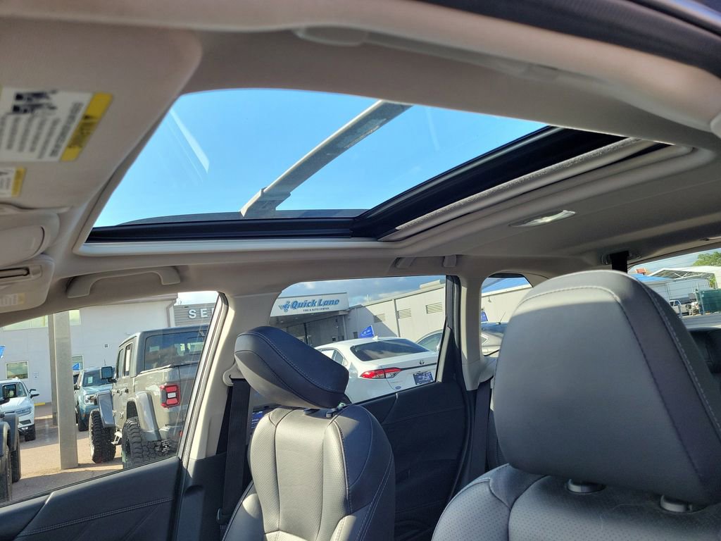 Used 2021 Subaru Forester Limited image 21