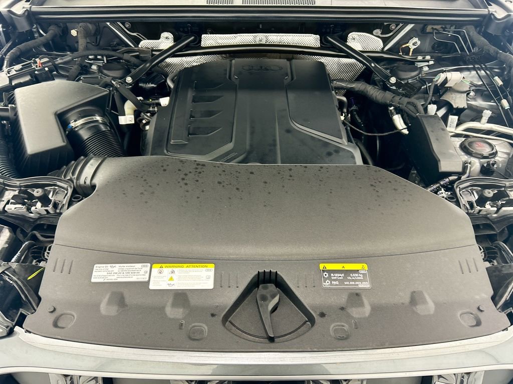 Certified 2025 Audi Q5 Premium Plus w/ Premium Plus image 28