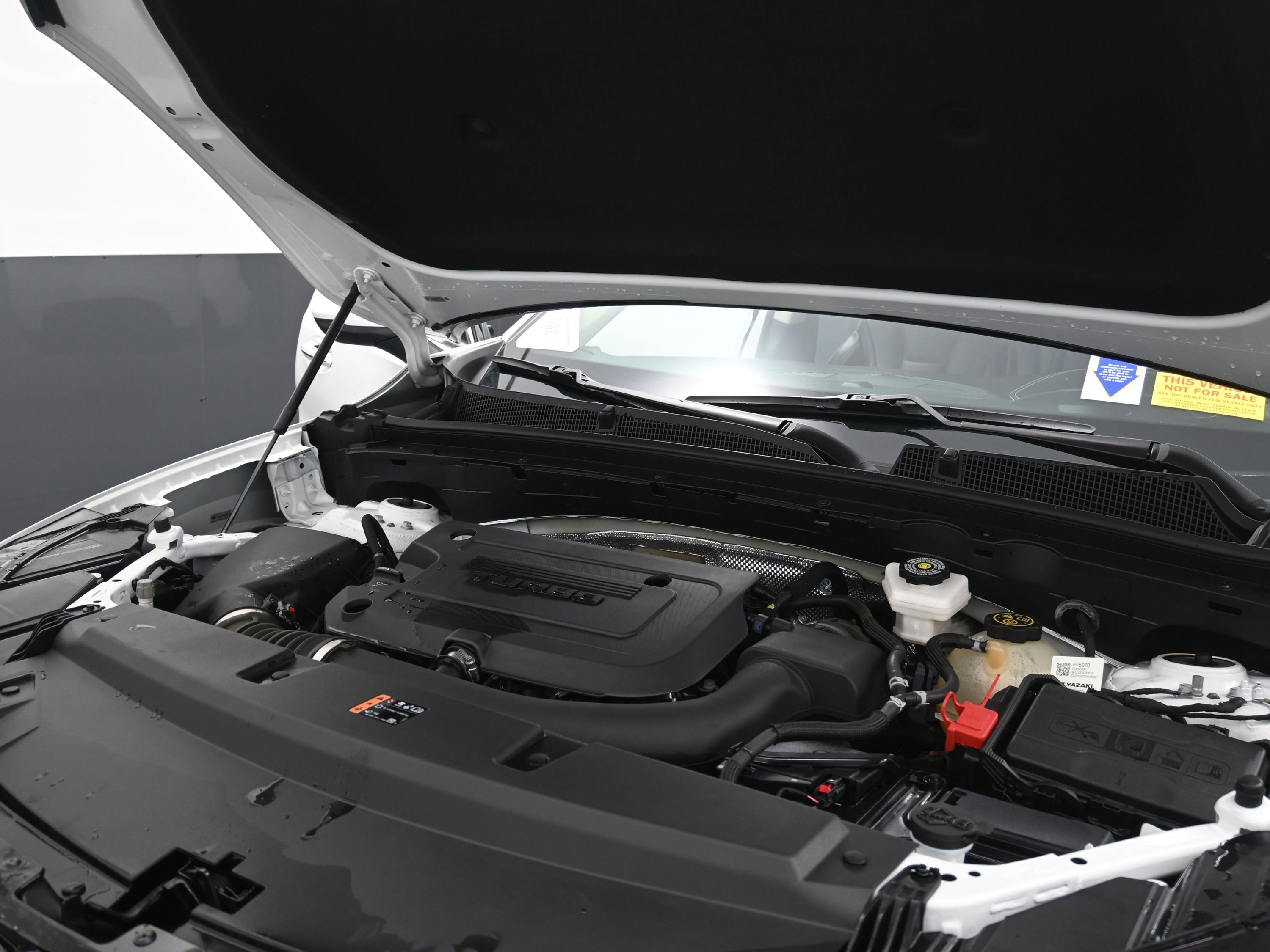 Used 2023 Buick Envision Essence image 31