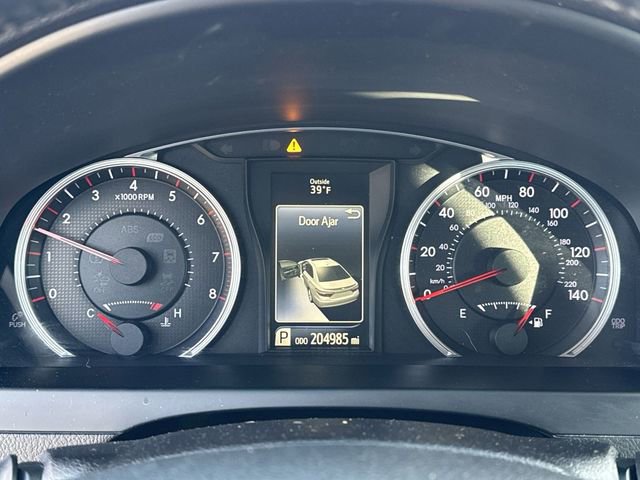 Used 2017 Toyota Camry SE image 14