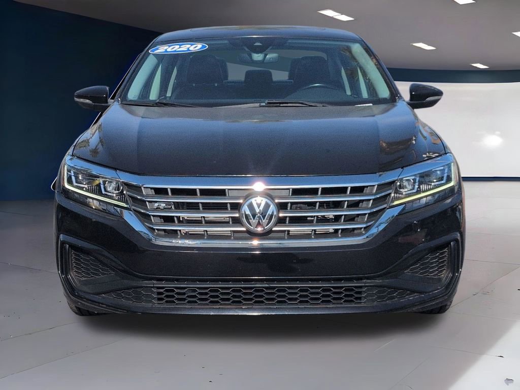 Used 2020 Volkswagen Passat 2.0T R-Line image 7