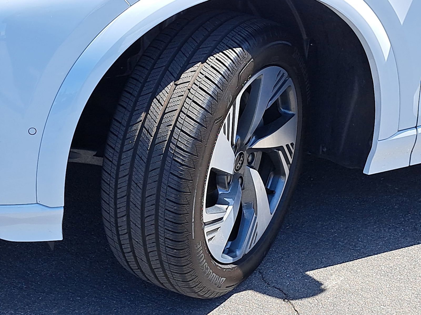 Certified 2025 Audi Q6 e-tron Premium Plus w/ Premium Plus AWD/4WD image 34