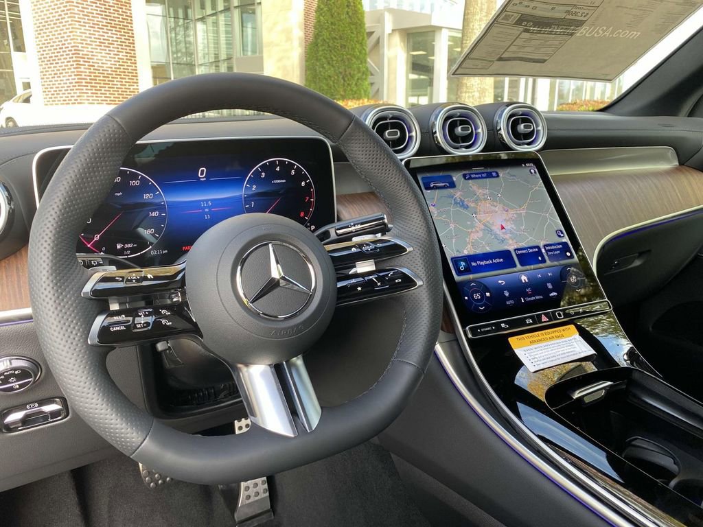 Certified 2025 Mercedes-Benz GLC 300 4MATIC image 40