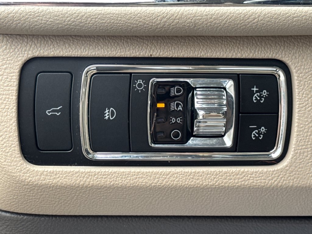 Used 2024 Lincoln Navigator Reserve AWD/4WD image 37