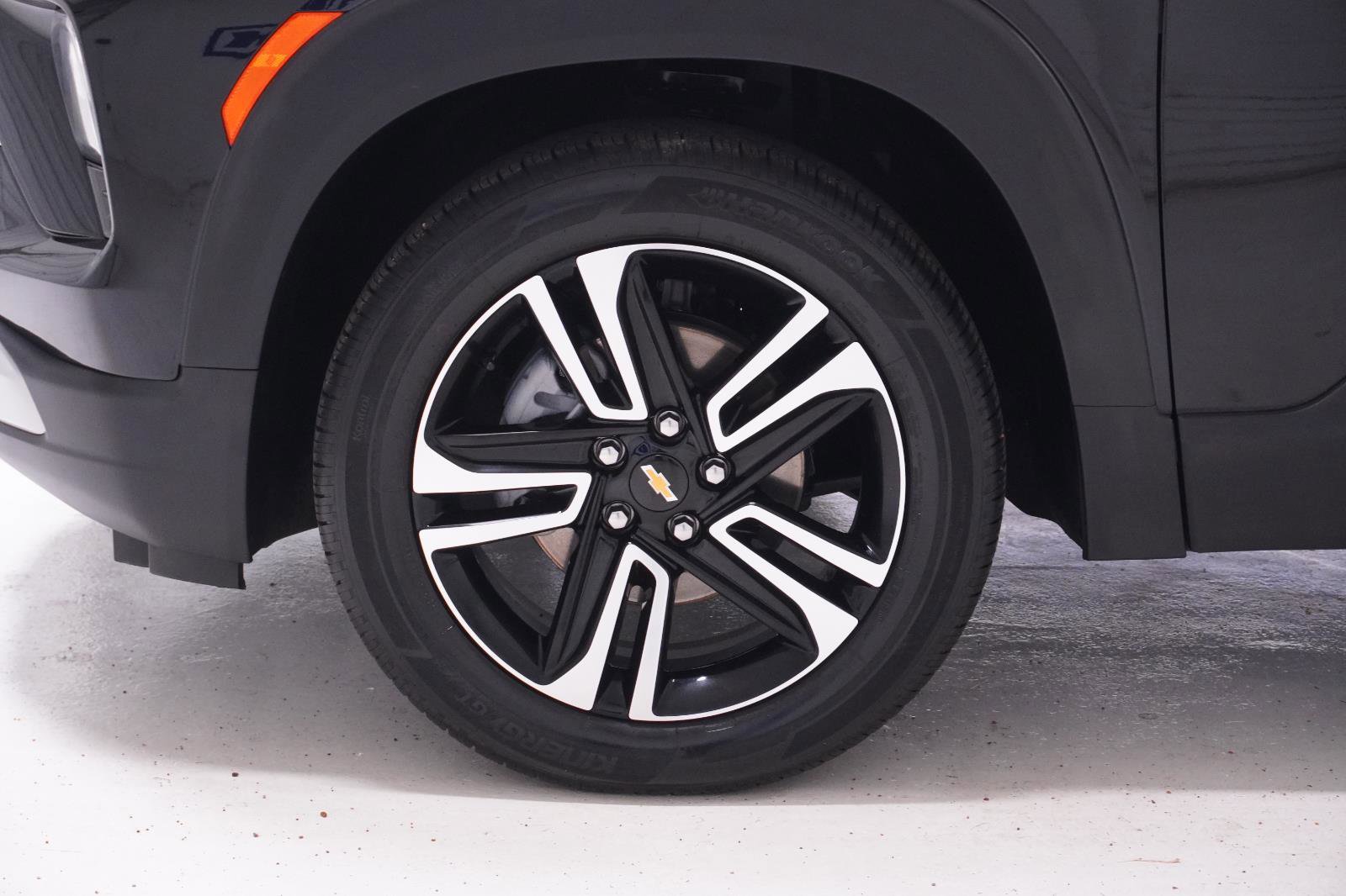 Used 2026 Chevrolet TrailBlazer LT w/ Driver Confidence Package image 11