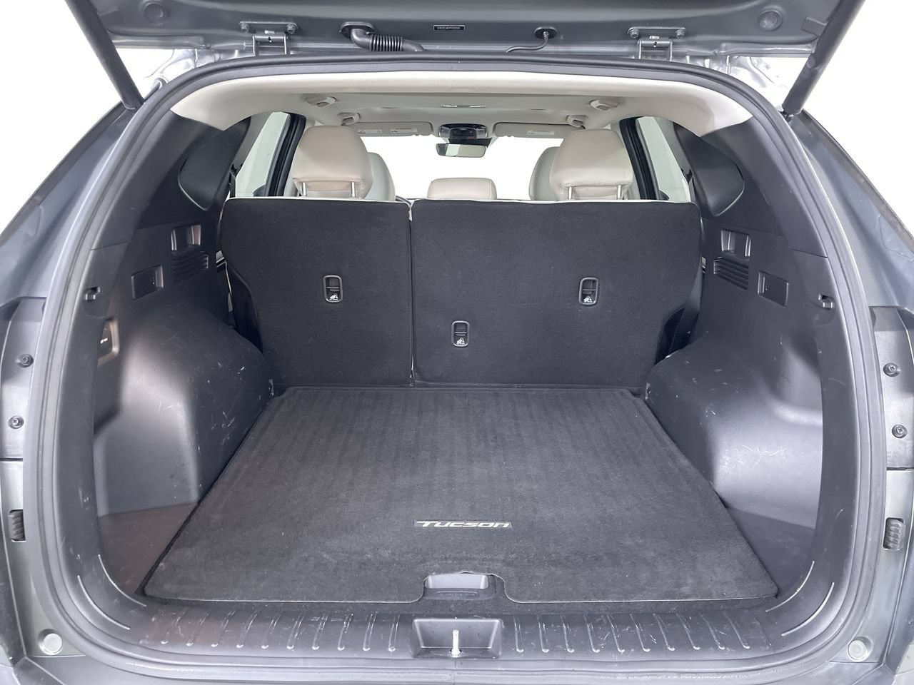 Used 2023 Hyundai Tucson SEL w/ Convenience Package AWD/4WD image 23