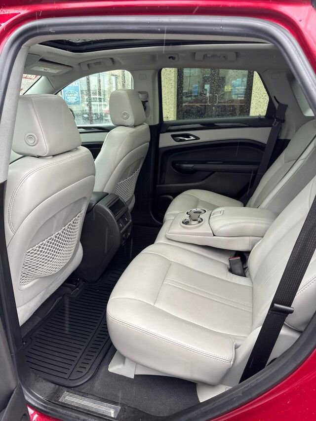 Used 2014 Cadillac SRX Performance w/ Driver Awareness Package image 12