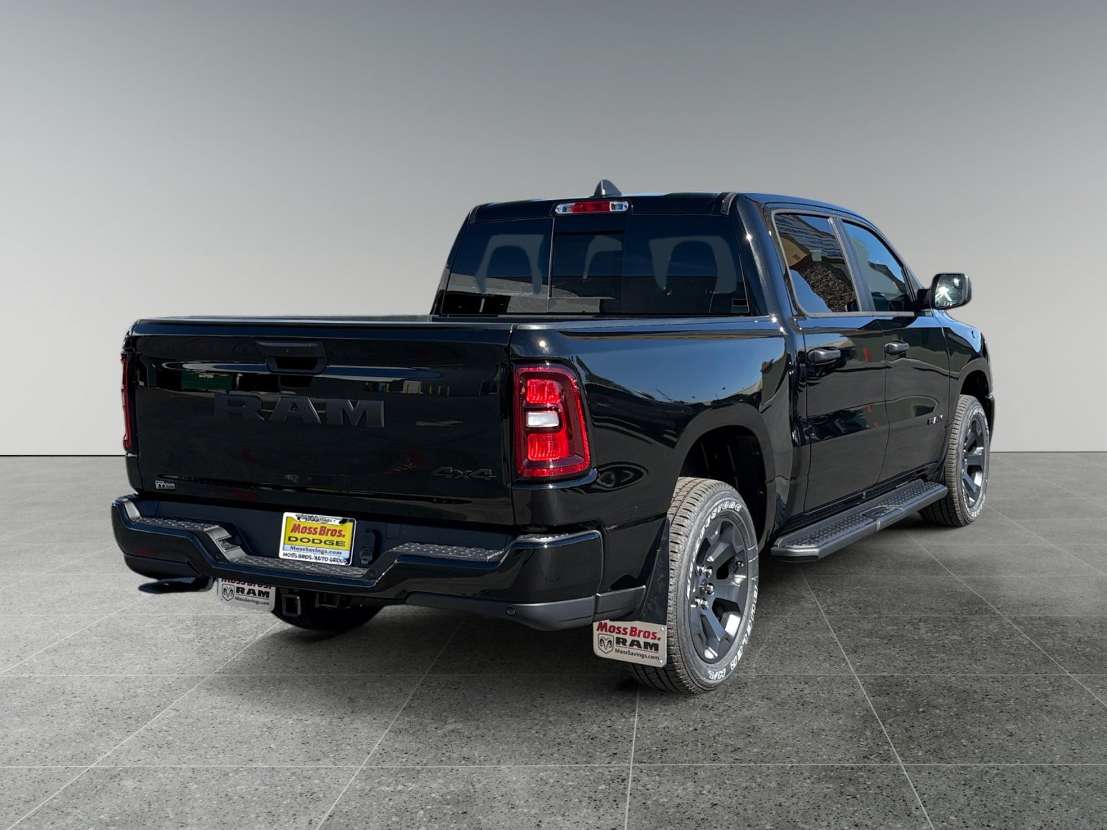 New 2026 RAM 1500 Express AWD/4WD image 5