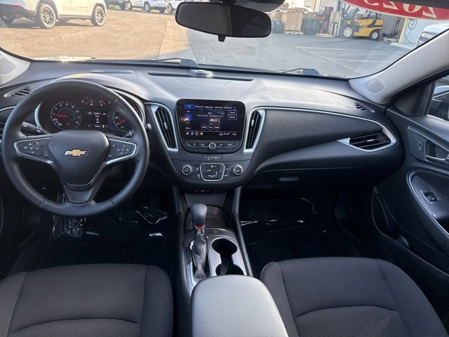 Used 2025 Chevrolet Malibu RS image 21