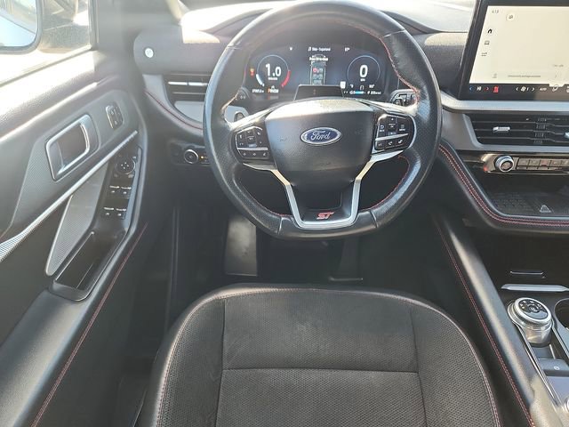 Certified 2025 Ford Explorer ST AWD/4WD image 9