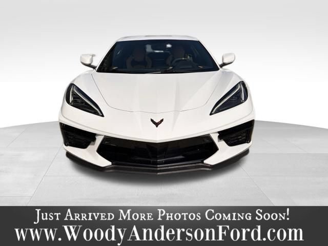 Used 2020 Chevrolet Corvette Stingray Preferred Cpe w/ 2LT Preferred Equipment Group RWD image 3