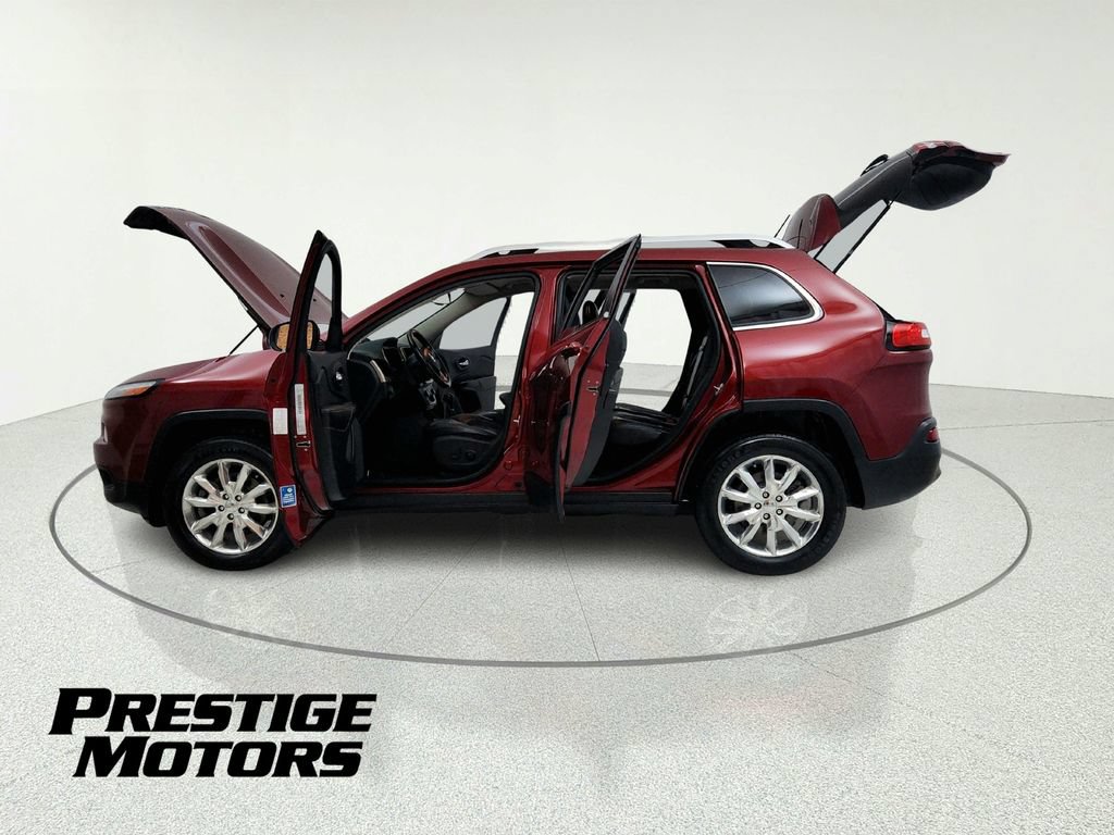 Used 2015 Jeep Cherokee Limited AWD/4WD image 11