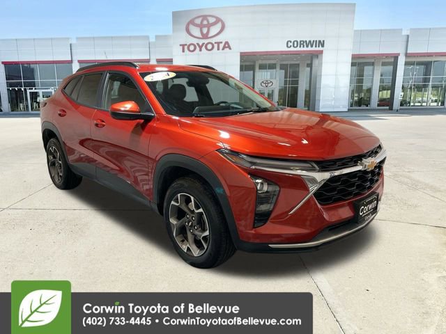 Used 2024 Chevrolet Trax LT w/ Driver Confidence Package