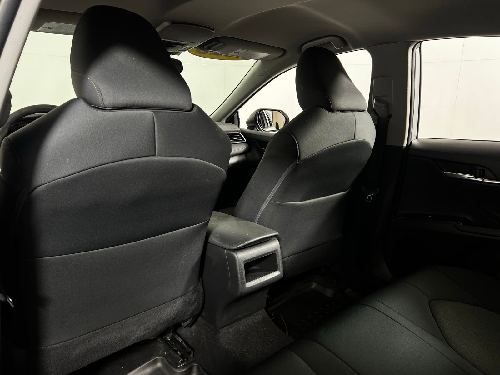 Certified 2020 Toyota Camry LE image 21