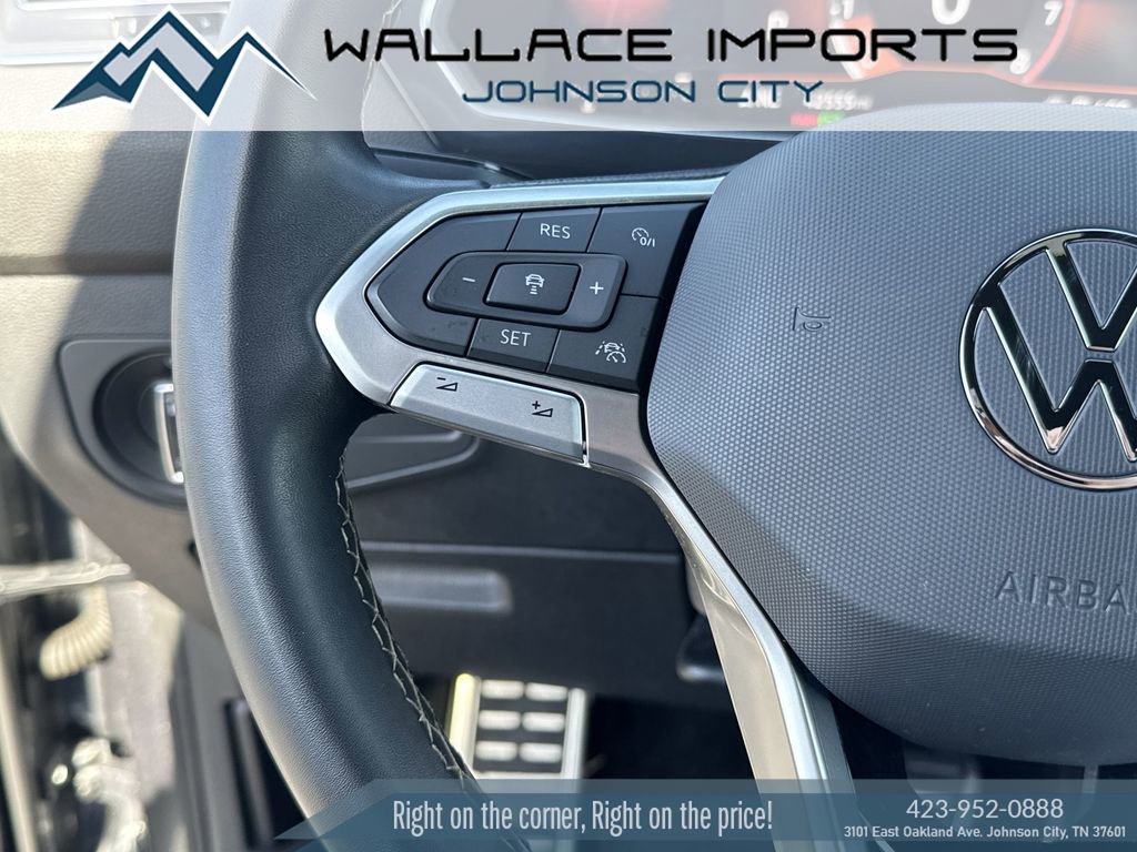 Certified 2023 Volkswagen Tiguan SE R-Line image 27