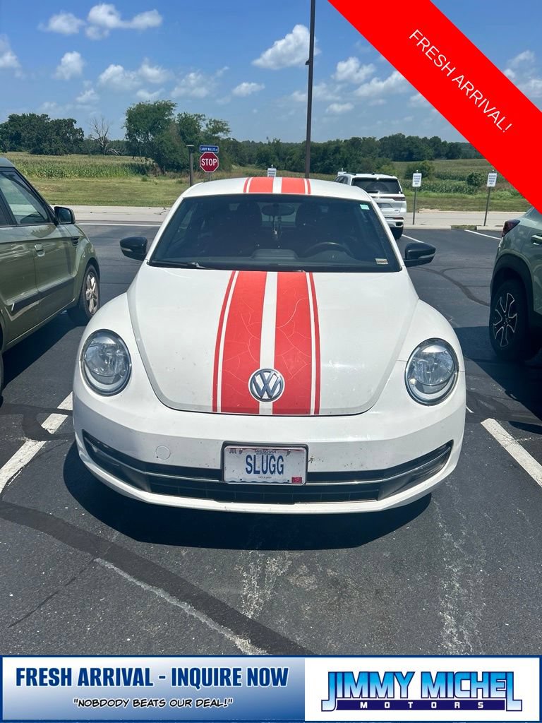 Used 2013 Volkswagen Beetle 2.0T FWD image 1