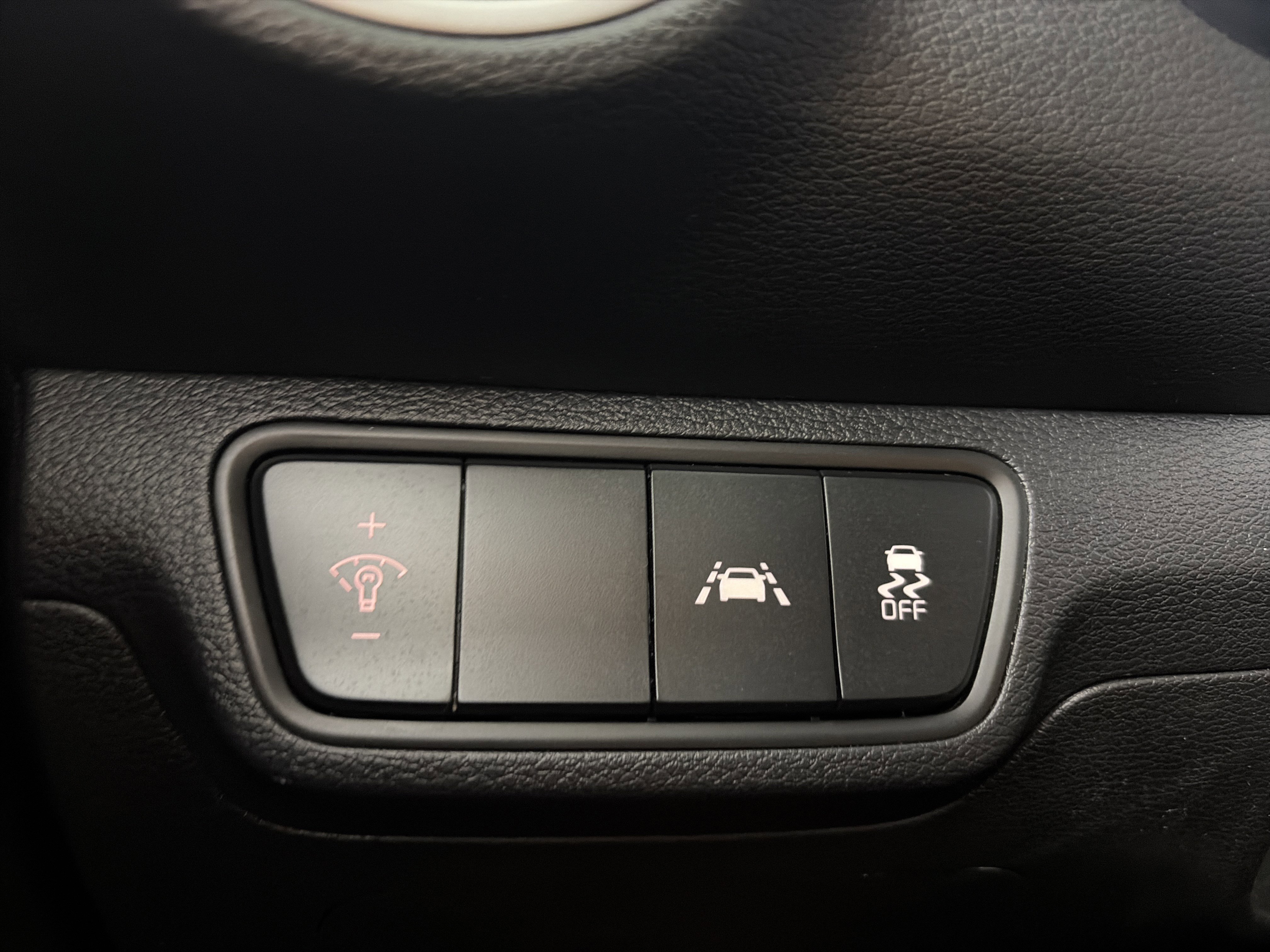 Used 2021 Kia Forte LXS image 32