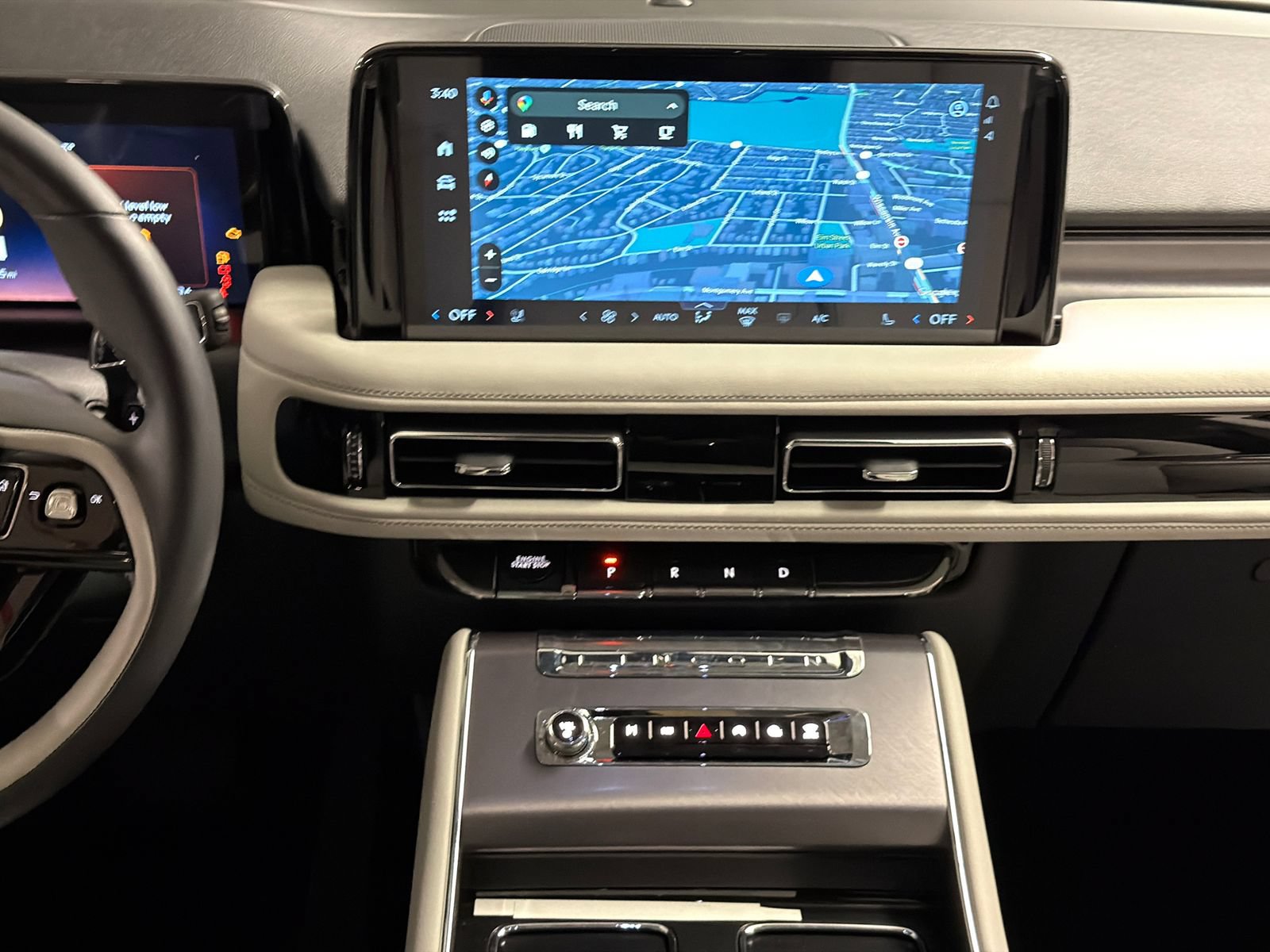 New 2026 Lincoln Aviator AWD image 23