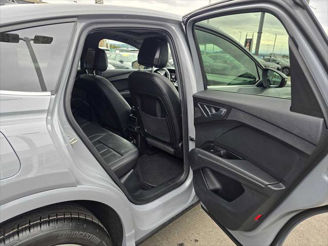 Used 2023 Audi Q4 e-tron Premium Plus w/ Premium Plus image 14
