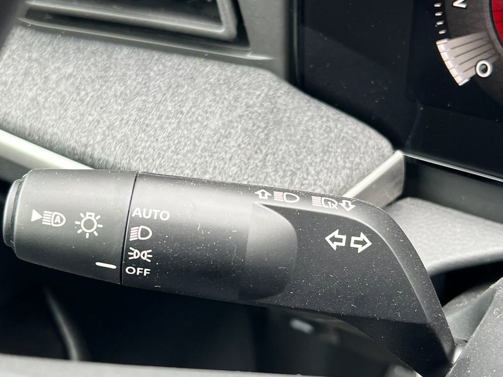 New 2026 Nissan Kicks SV w/ SV Premium Package image 15