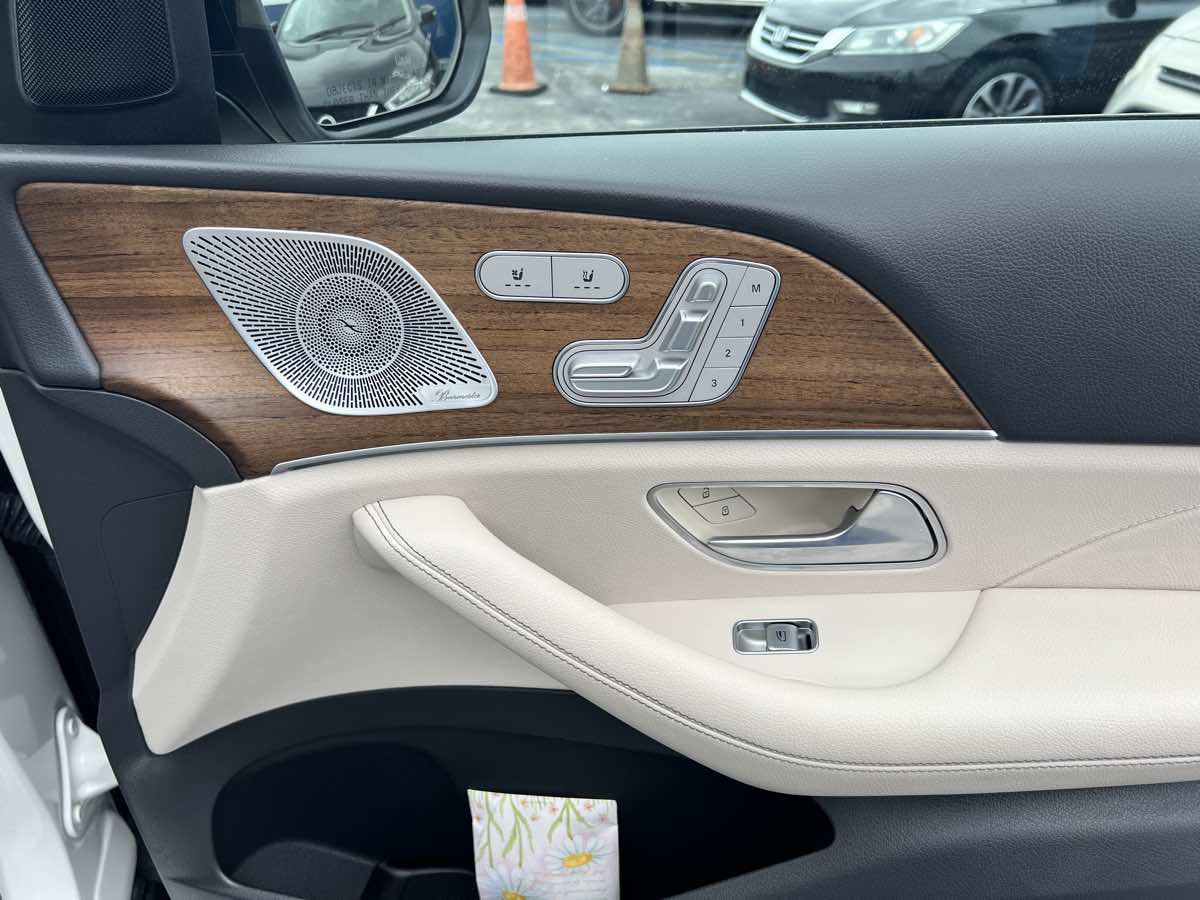 Used 2020 Mercedes-Benz GLE 450 4MATIC image 15