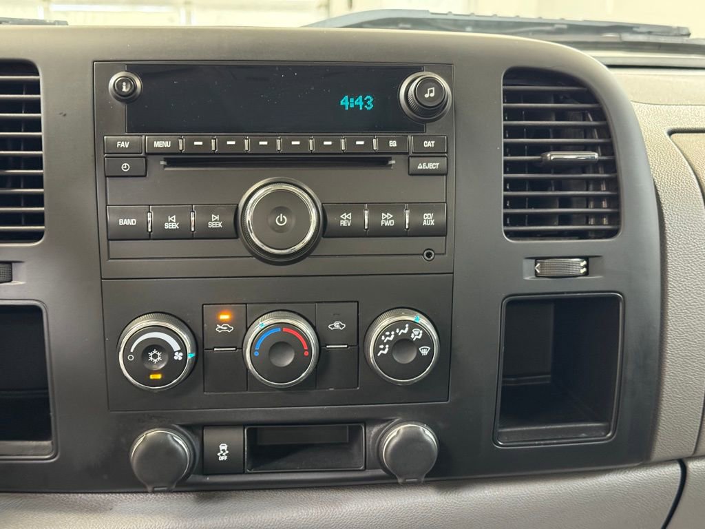 Used 2013 Chevrolet Silverado 1500 W/T w/ LS Package image 27