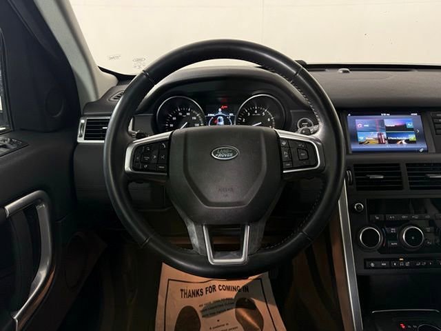 Used 2018 Land Rover Discovery Sport SE image 25