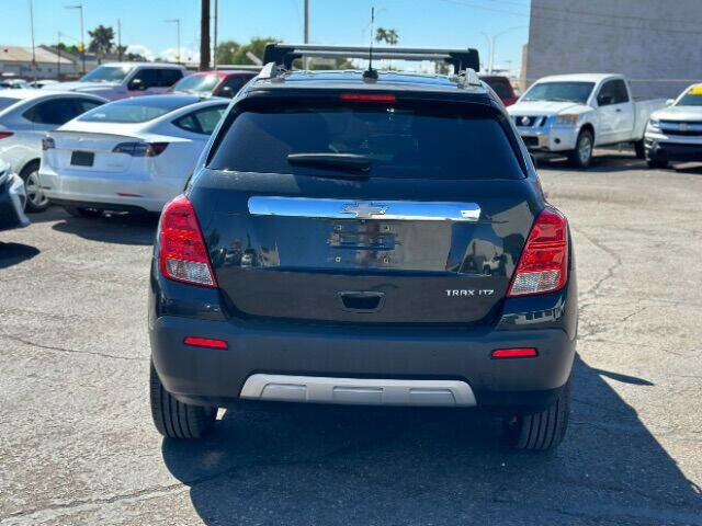 Used 2015 Chevrolet Trax LTZ FWD image 4