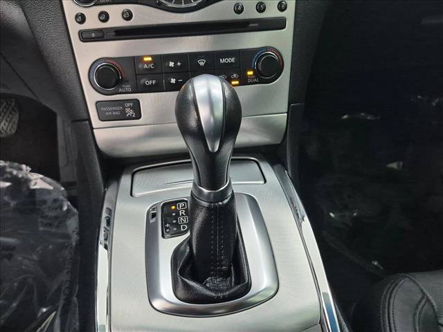 Used 2015 INFINITI Q60 Convertible w/ Premium Package RWD image 15