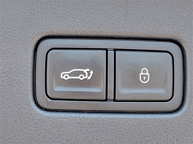 Used 2025 Genesis GV70 2.5T w/ Advanced Package image 30