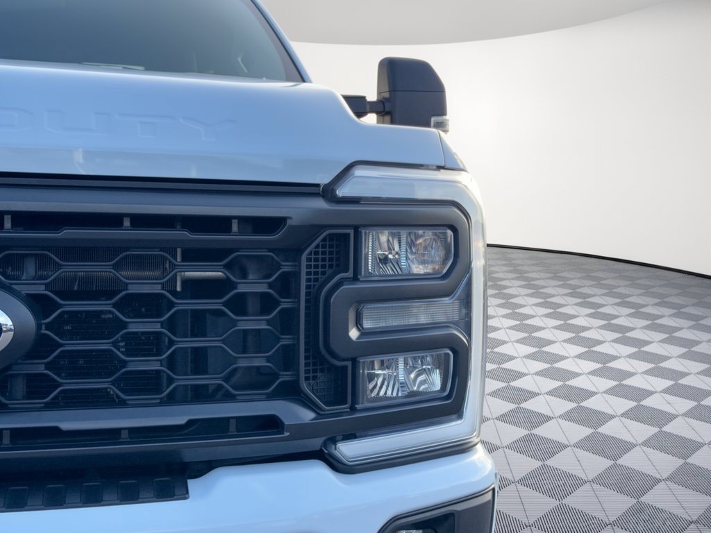 Used 2024 Ford F250 XL w/ STX Appearance Package AWD/4WD image 12