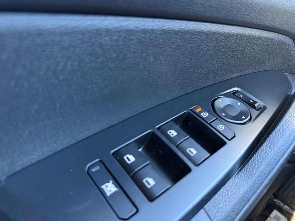 New 2026 Kia Sportage LX image 28