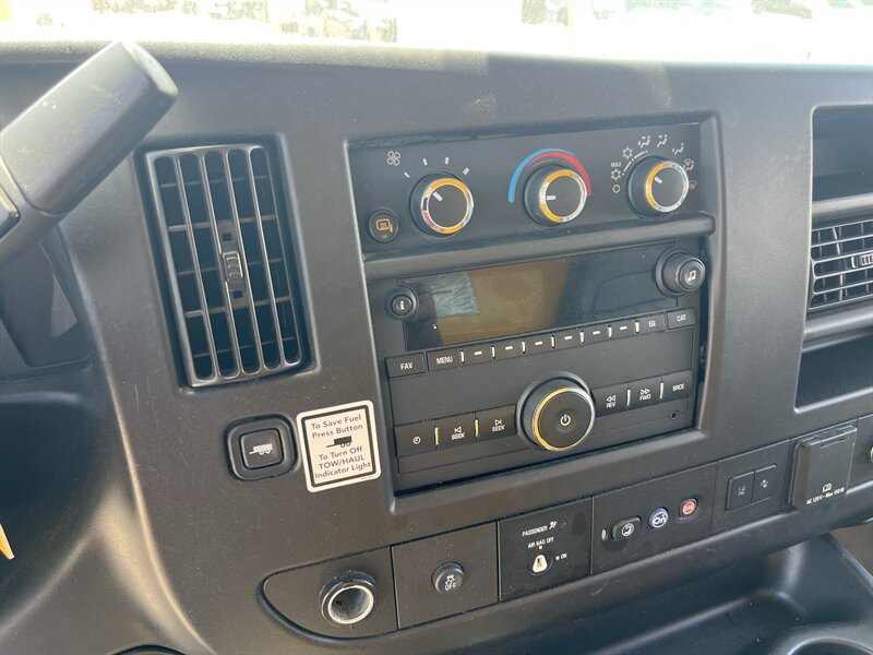Used 2021 GMC Savana 3500 w/ Power Convenience Package RWD image 17