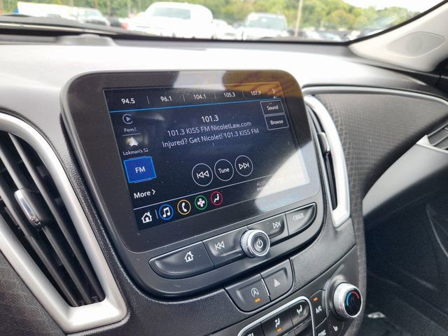 Used 2024 Chevrolet Malibu LT image 14