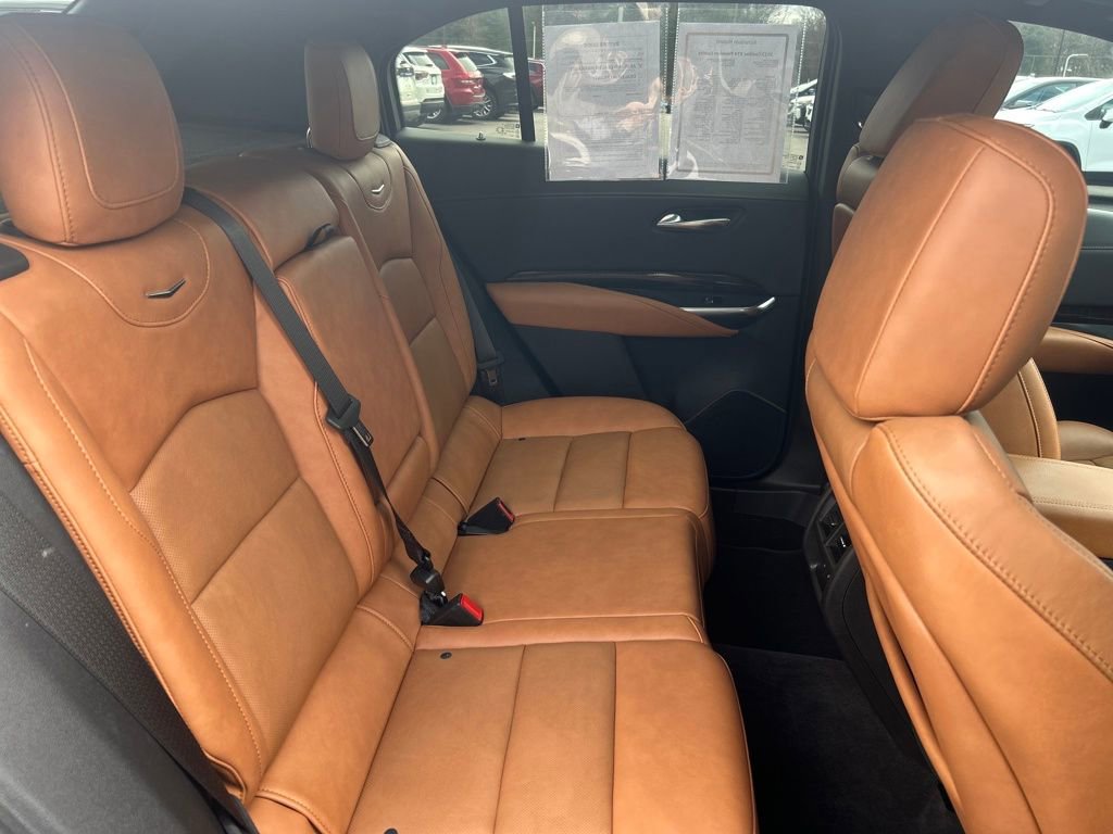Certified 2023 Cadillac XT4 Premium Luxury image 17