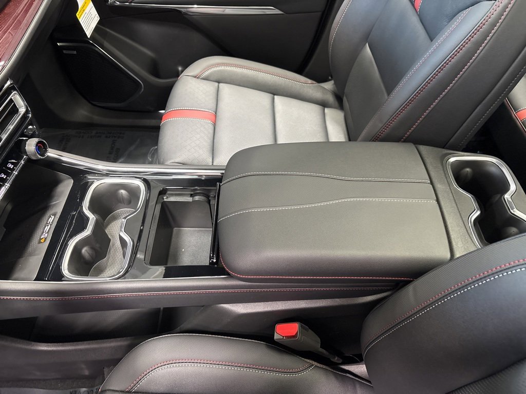 New 2026 Chevrolet Traverse RS image 30