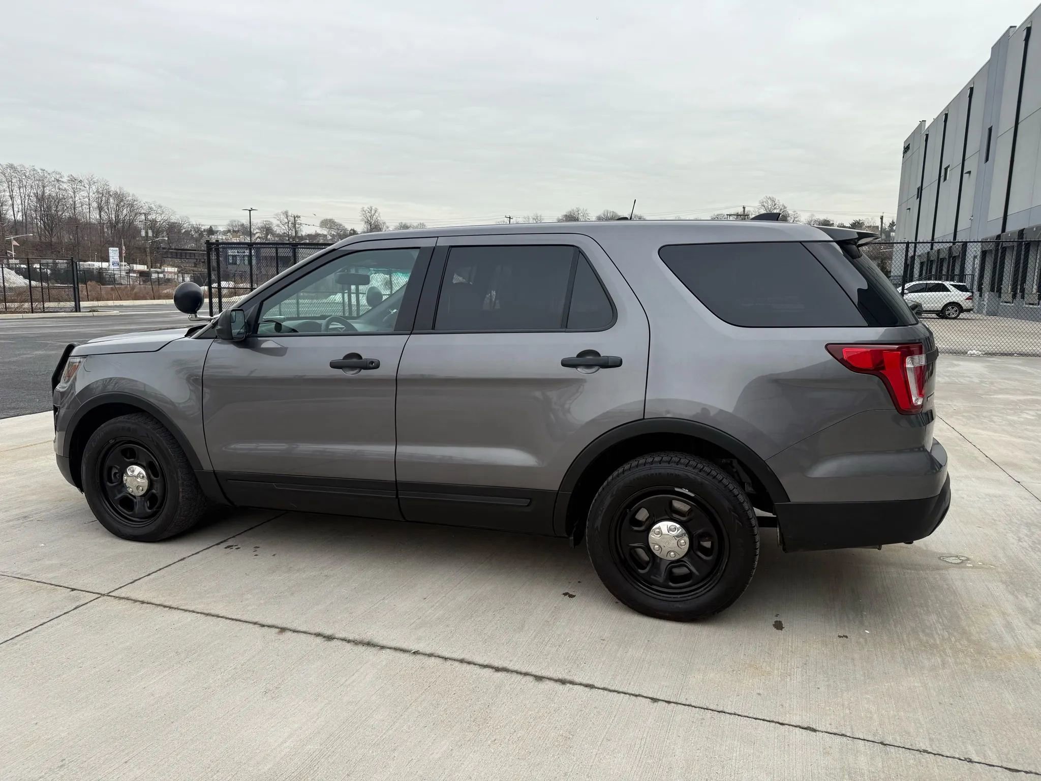 Used 2017 Ford Explorer Utility 4D Police AWD 3.7L V6 image 6