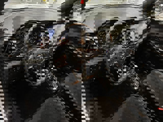 Used 2020 Nissan Kicks S image 11