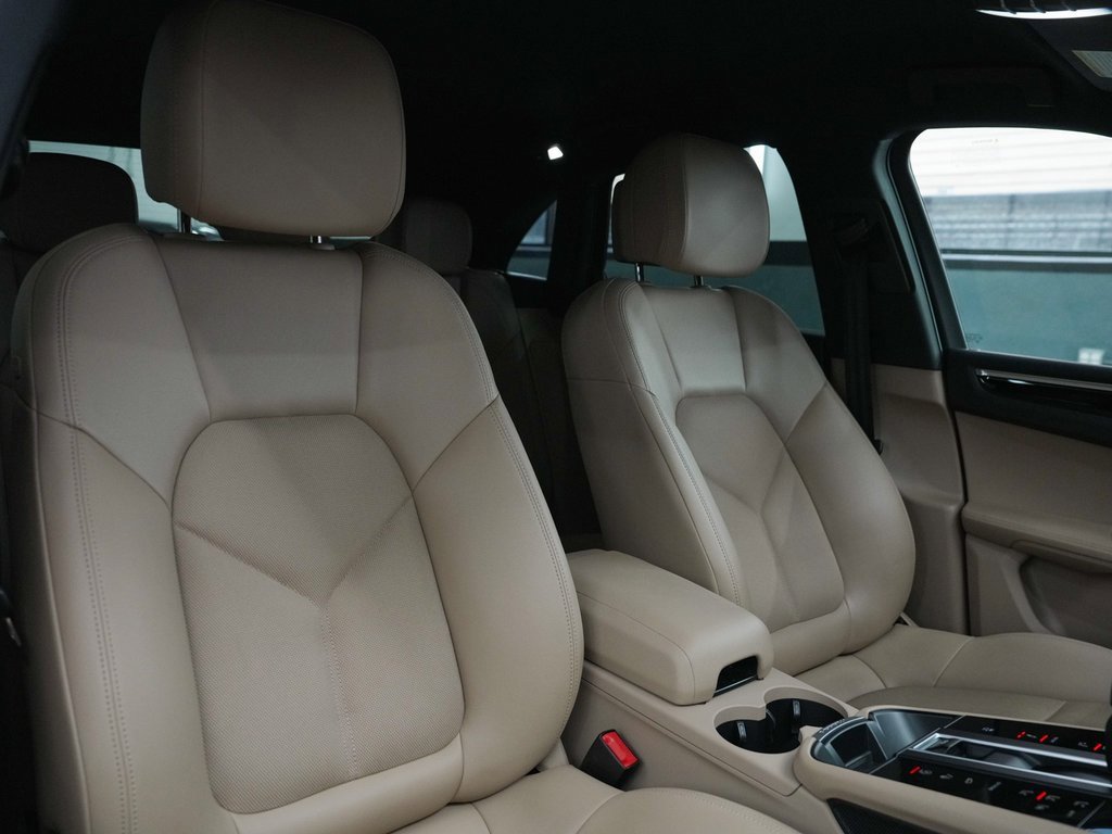 Used 2022 Porsche Macan S image 41