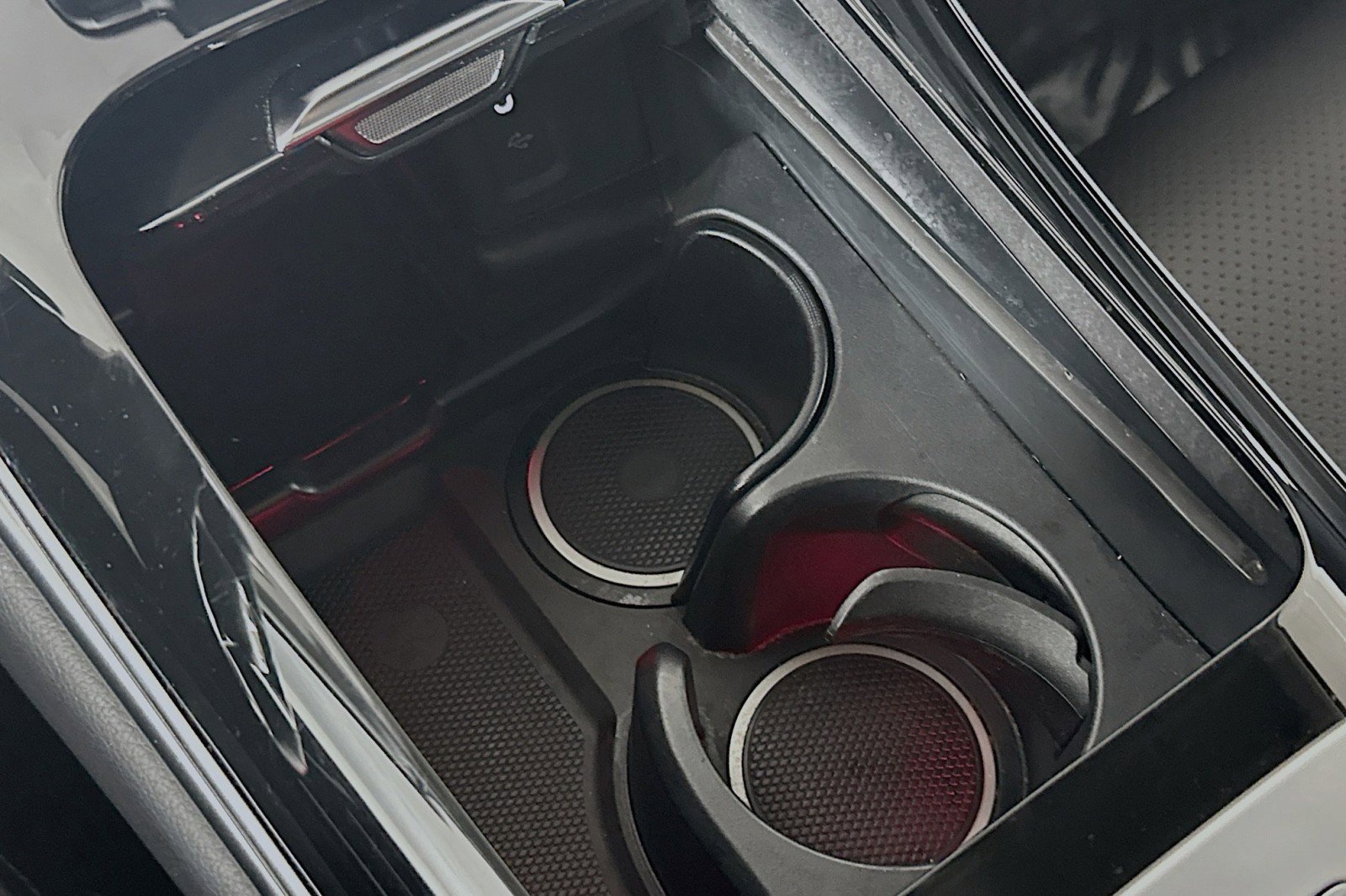 Used 2023 Mercedes-Benz GLC 300 image 7