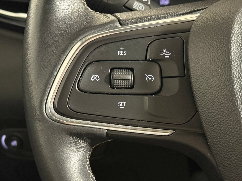 Used 2023 Buick Encore GX Select w/ Experience Buick Package FWD image 36
