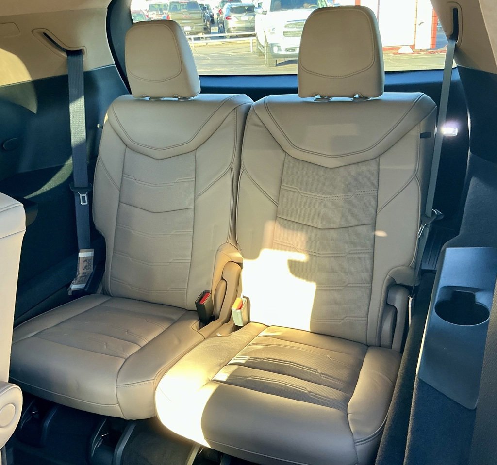 Used 2025 Cadillac XT6 Premium Luxury w/ Platinum Package image 27