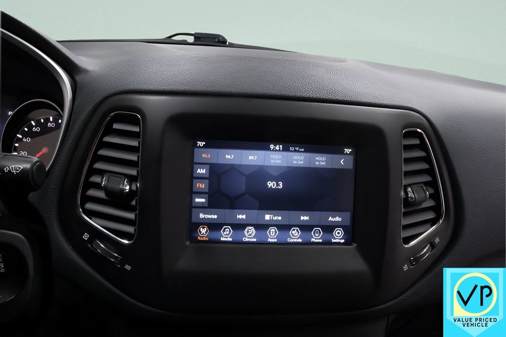 Used 2018 Jeep Compass Sport w/ Tech Group image 14