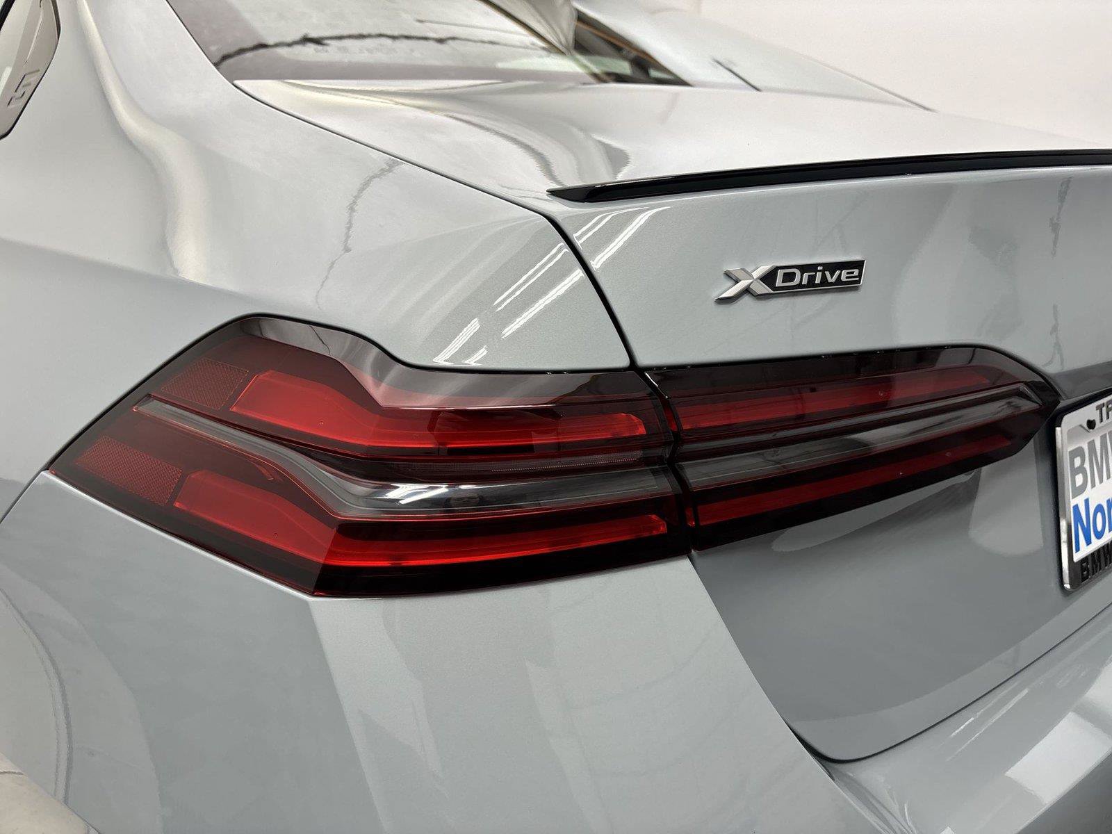 New 2027 BMW 540i xDrive w/ M Sport Package AWD/4WD image 19