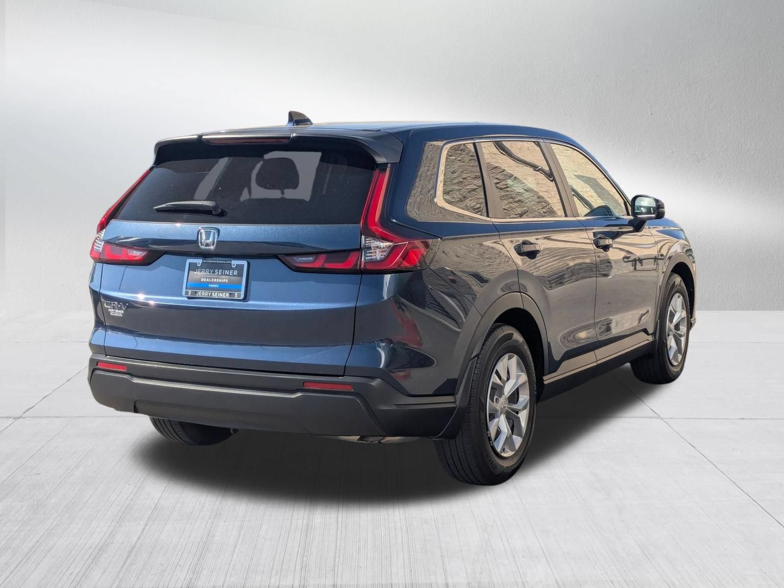 Used 2025 Honda CR-V LX image 5