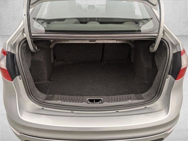 Used 2014 Ford Fiesta S image 6