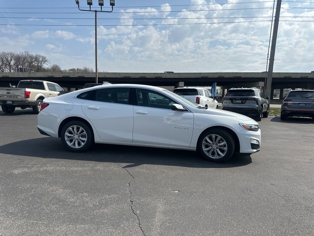 Used 2025 Chevrolet Malibu LT image 5
